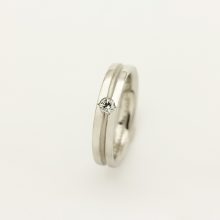 小傷が入った結婚指輪が新品同様の輝きに！