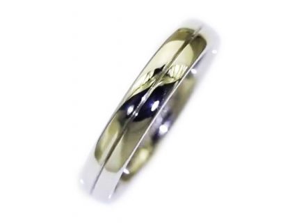 小傷がついてしまったので新品同様に